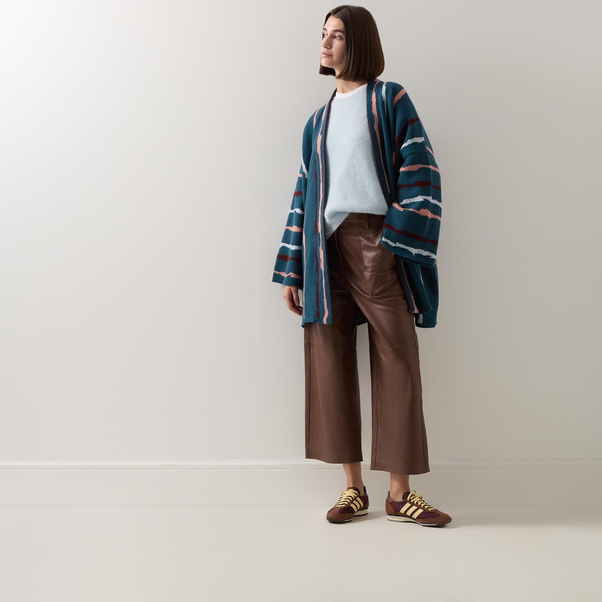 Kimono - Real Blue with peach and burgundy