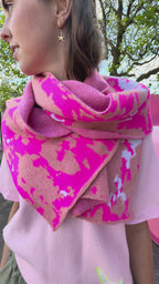 Rectangle Scarf Electric fuchsia